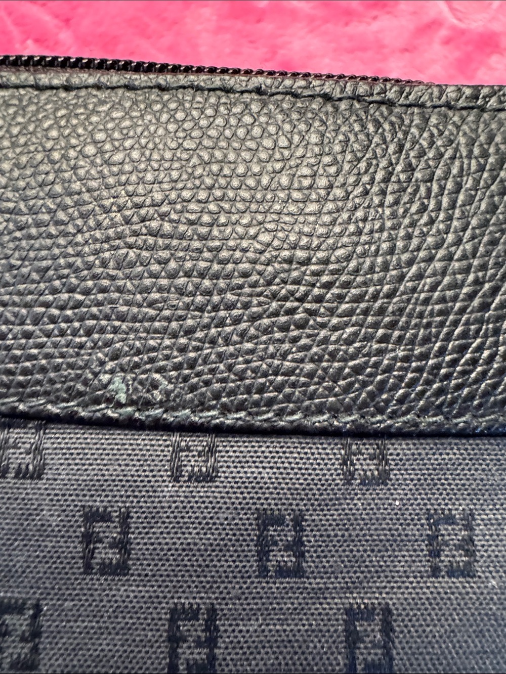Fendi SAS Roma Black FF Crossbody – Pebbled Leather Strap/Trim – Excellent - Picture 9 of 10
